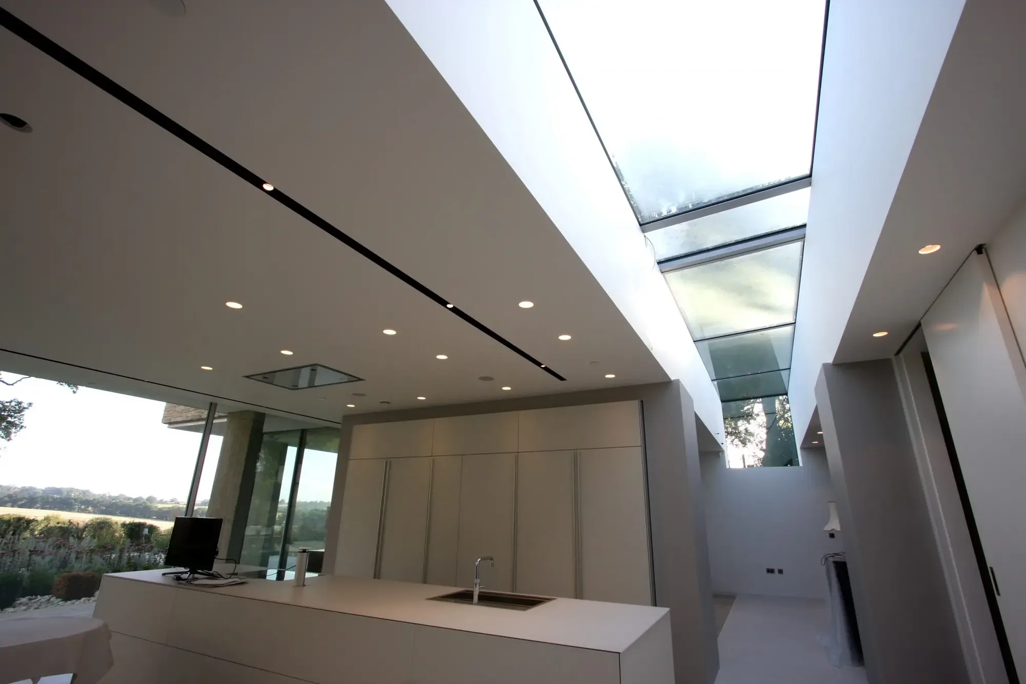 Flat Roof Skylights - ARES Automated Rising Electric System - IQ Projects