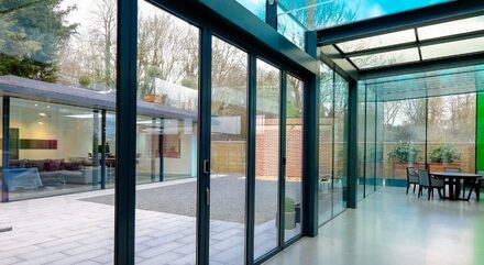 iq-office-and-showroom-in-amersham-with-structural-glazing-and-slim-sliding-glass-doors