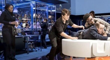 the-network-structural-glass-box