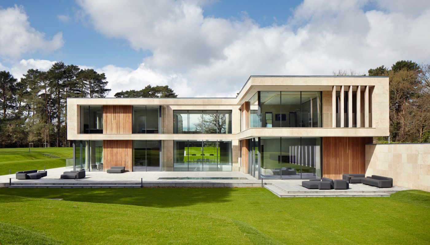 Golf Club Glazing: Hospitality and Resorts